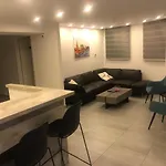 شقة فندقية White 11 لارنكا