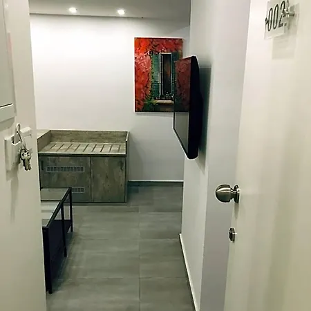 Aparthotel White 11 Larnaka