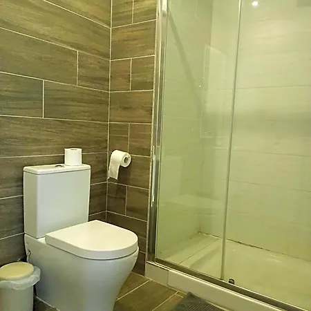 White 11 Aparthotel Larnaka