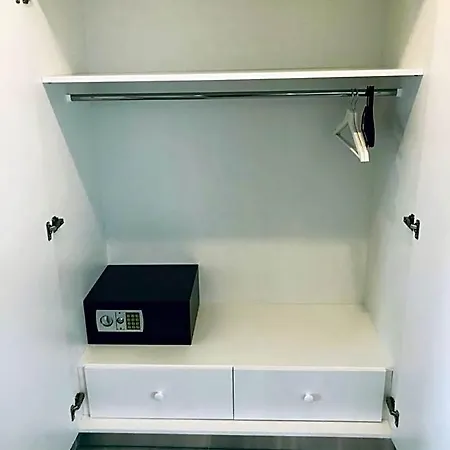Aparthotel White 11