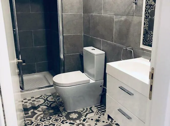 Apartmanhotel White 11 4*