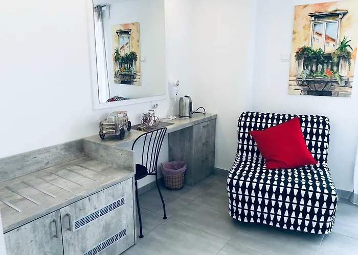 Apartmanhotel White 11