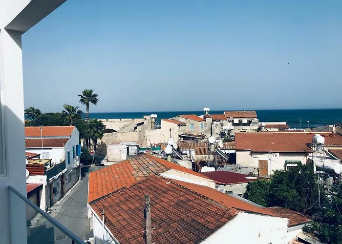 White 11 Apartmanhotel