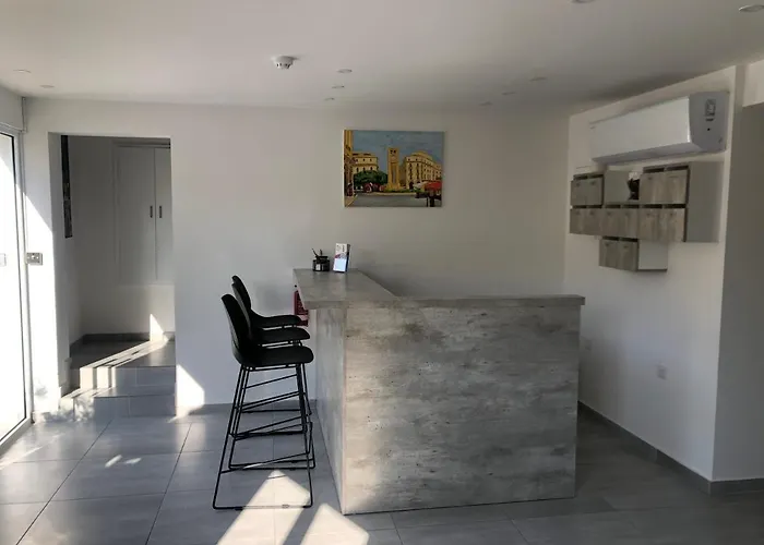 White 11 Aparthotel Larnaca