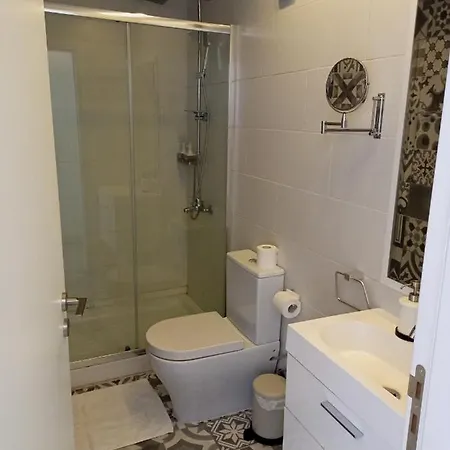 White 11 Apart-hotel Larnaca