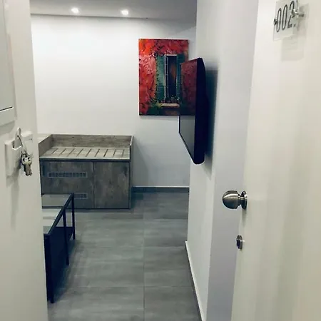 Aparthotel White 11 4*